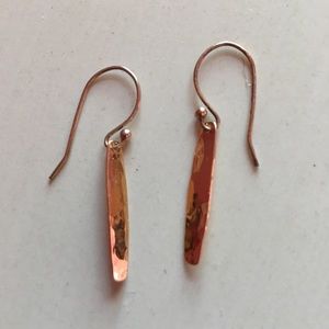 Hammered gold plated earrings